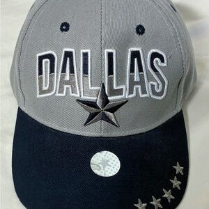 Pro Standard Dallas Cowboys Stacked Logo w/ embroidered stars NWOT